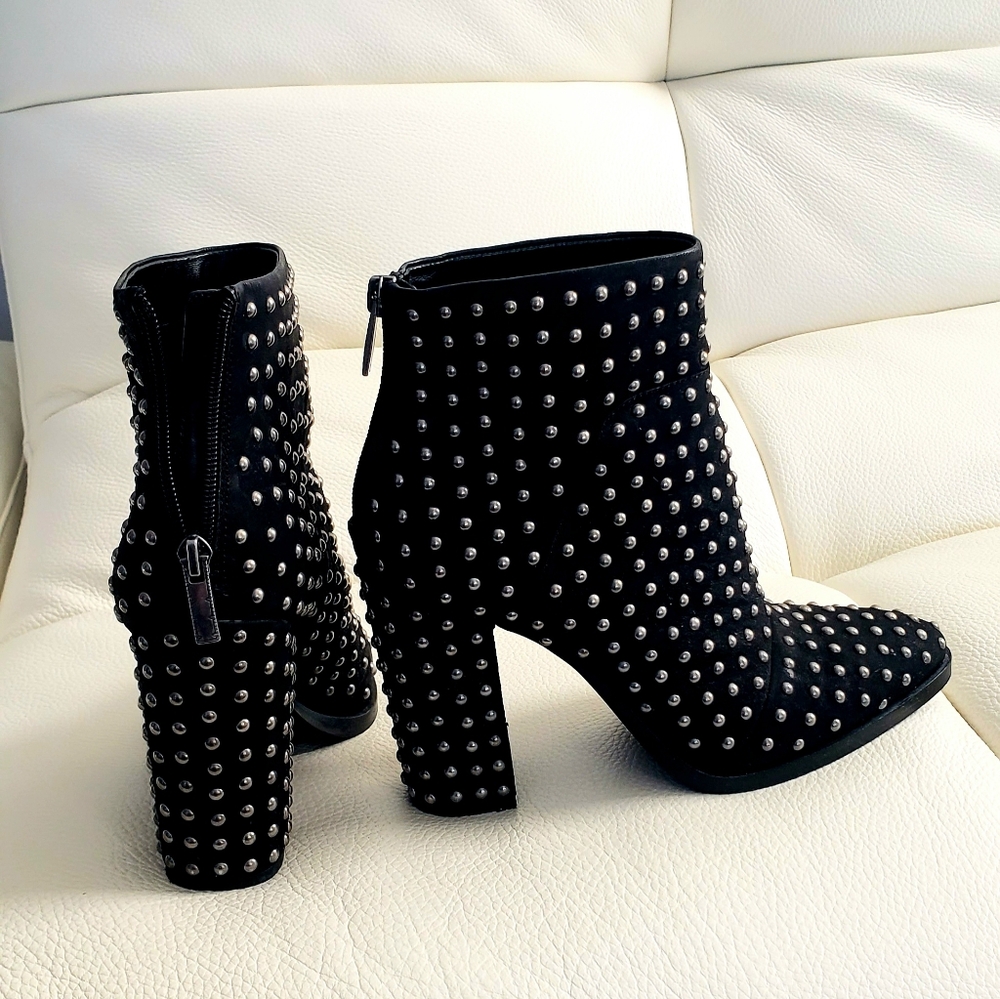 Mercer Edit Studded booties, Size 9